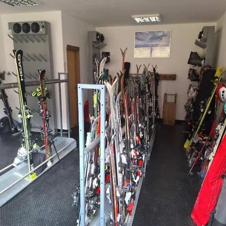 Aleksandar As Apartamento