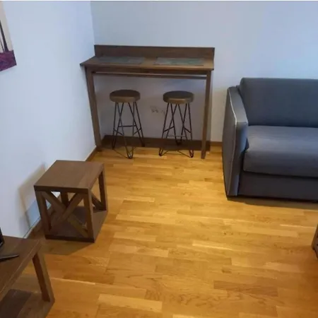 Aleksandar As Apartamento *